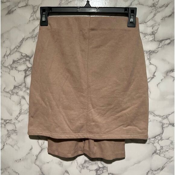 Skorts Zara Peachy Pink Ribbed Knit High Waisted Bike Short Women's Skort - Picture 8 of 9